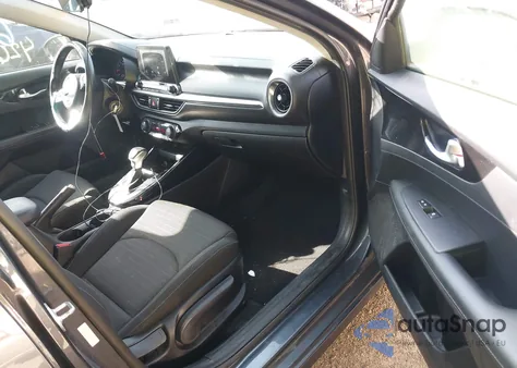 2019 Kia Forte S z USA, uszkodzony, nr VIN 3KPF34AD0KE031415